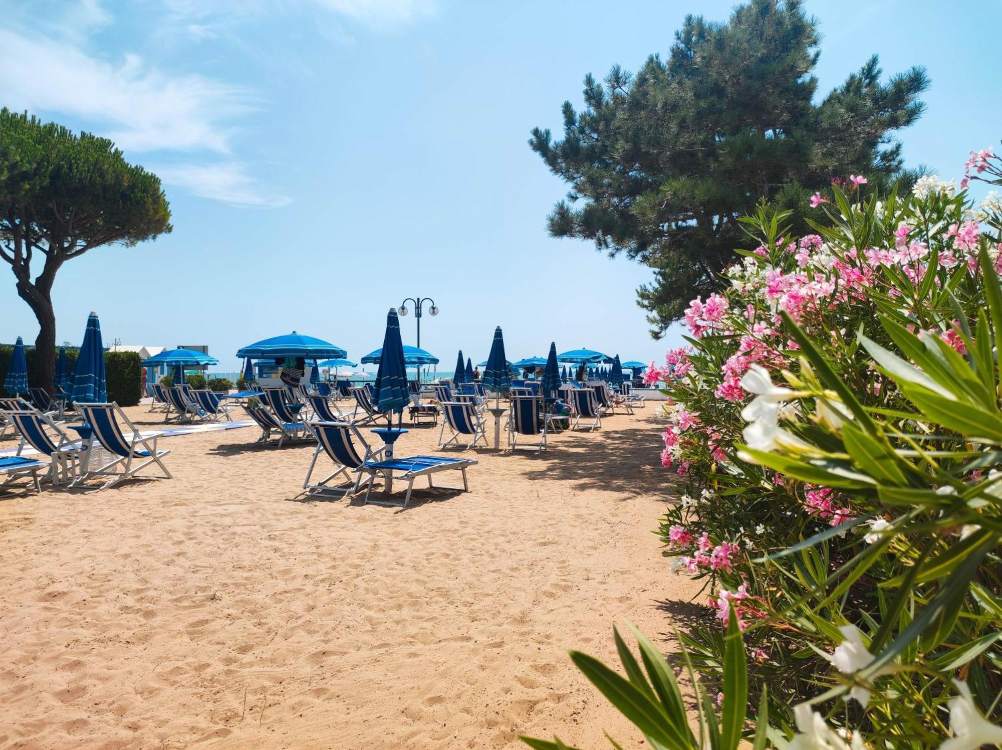 Apartmán Brioni Fronte Mare Lido di Jesolo Exteriér fotografie